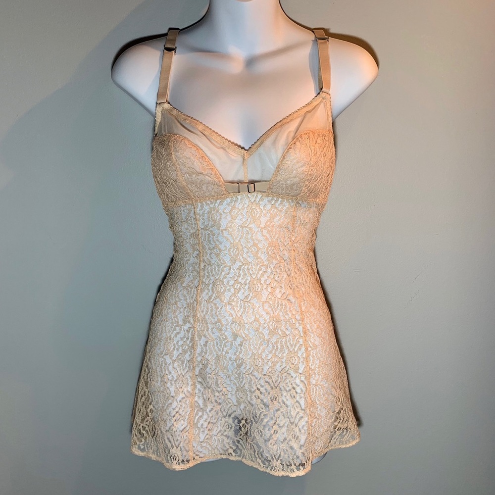 Victoria’s Secret Peach Lace chemise size medium